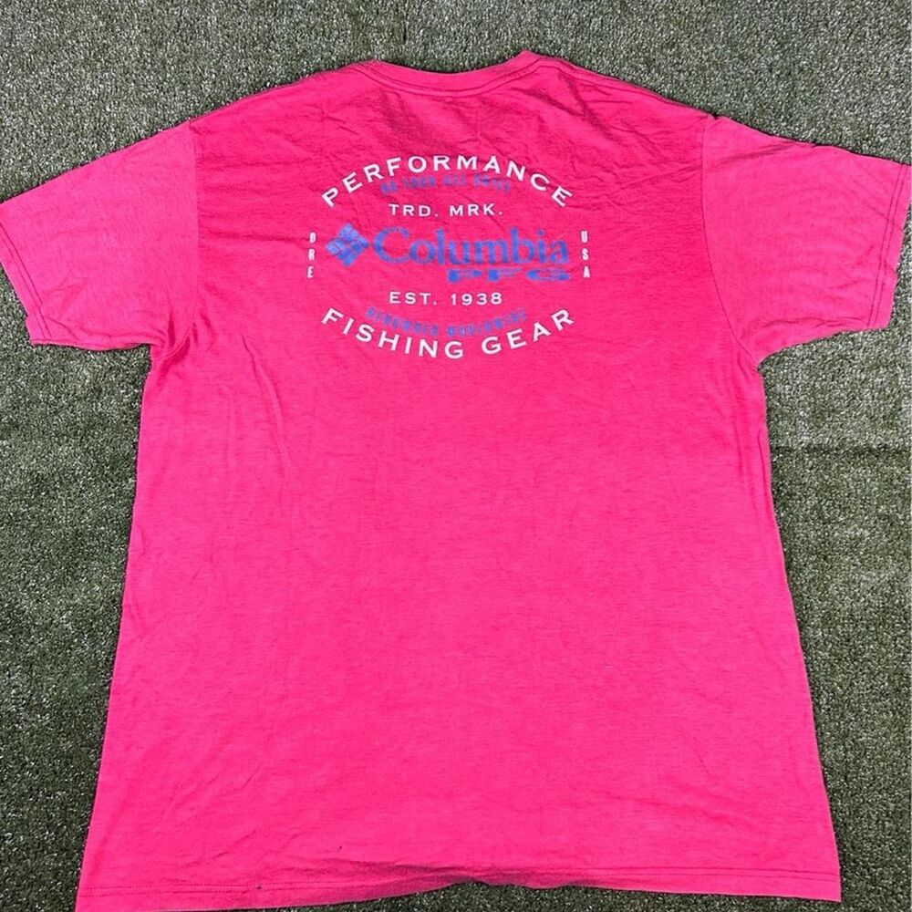 Columbia-sportswear Men's Pink and Red T-shirt